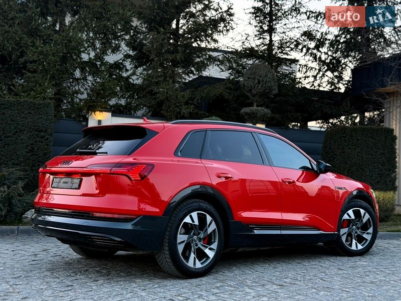 Внедорожник / Кроссовер Audi e-tron 2019 в Львове