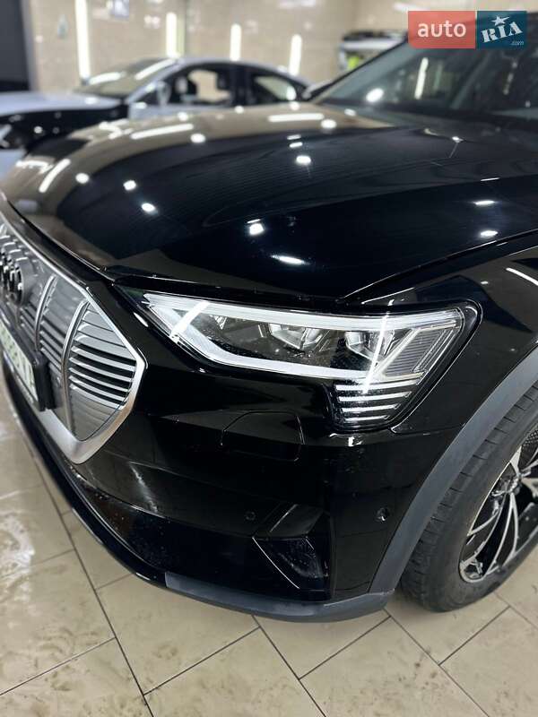 Внедорожник / Кроссовер Audi e-tron 2020 в Житомире