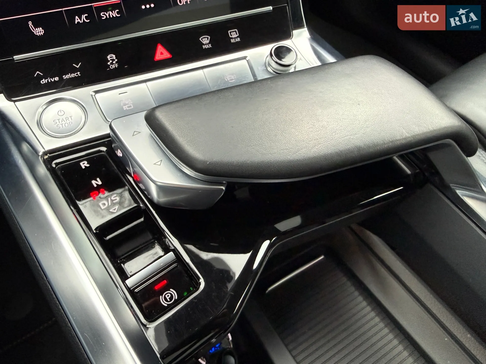2019 Audi e-tron - мініатюра 33