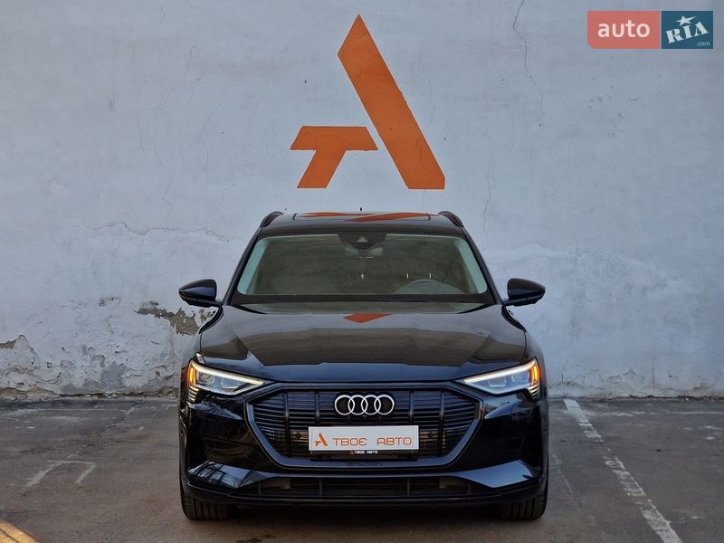 Позашляховик / Кросовер Audi e-tron 2021 в Одесі