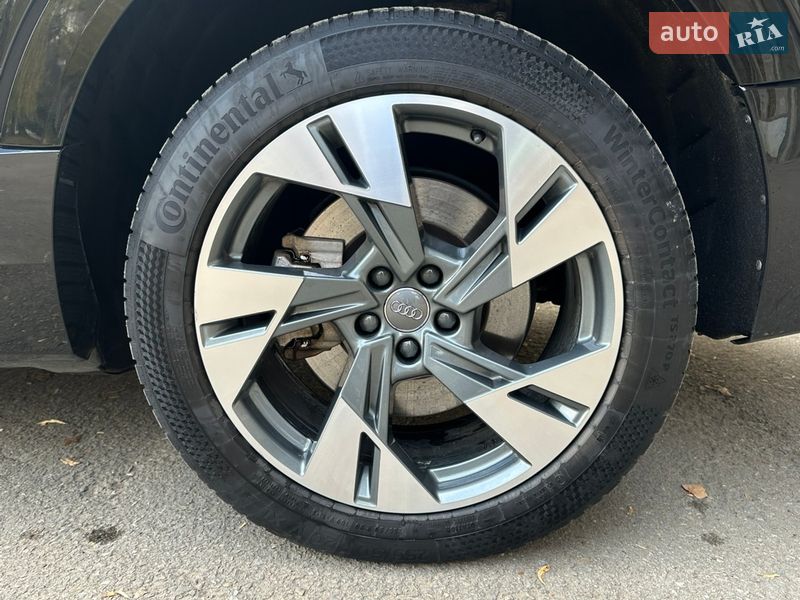 Позашляховик / Кросовер Audi e-tron 2019 в Івано-Франківську фото 14 Позашляховик / Кросовер Audi e-tron 2019 в Івано-Франківську