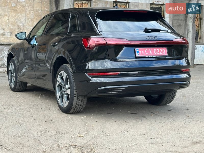 Позашляховик / Кросовер Audi e-tron 2019 в Івано-Франківську фото 21 Позашляховик / Кросовер Audi e-tron 2019 в Івано-Франківську