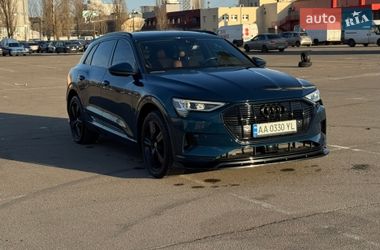 Внедорожник / Кроссовер Audi e-tron 2019 в Киеве