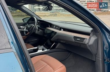 Внедорожник / Кроссовер Audi e-tron 2019 в Киеве