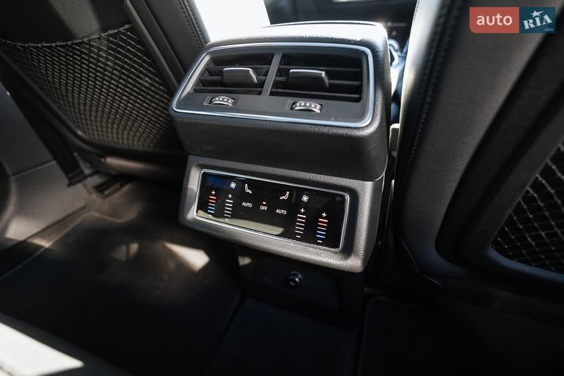 Внедорожник / Кроссовер Audi e-tron 2020 в Львове