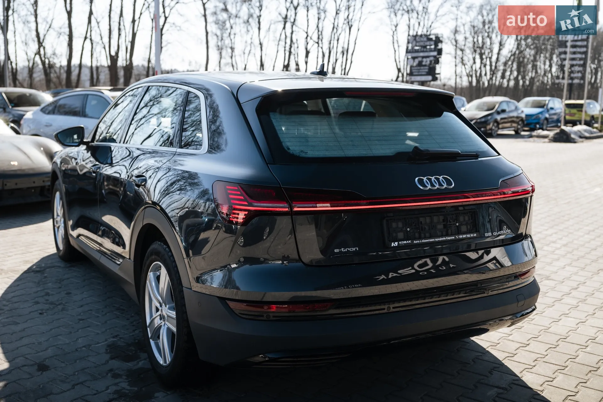 2020 Audi e-tron - мініатюра 28