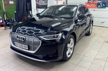 Внедорожник / Кроссовер Audi e-tron 2020 в Киеве