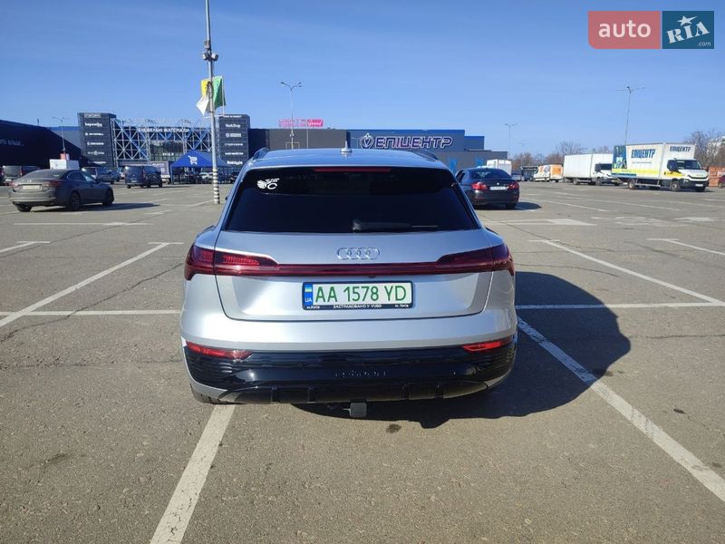 Внедорожник / Кроссовер Audi e-tron 2020 в Киеве