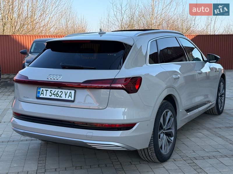 Позашляховик / Кросовер Audi e-tron 2020 в Коломиї
