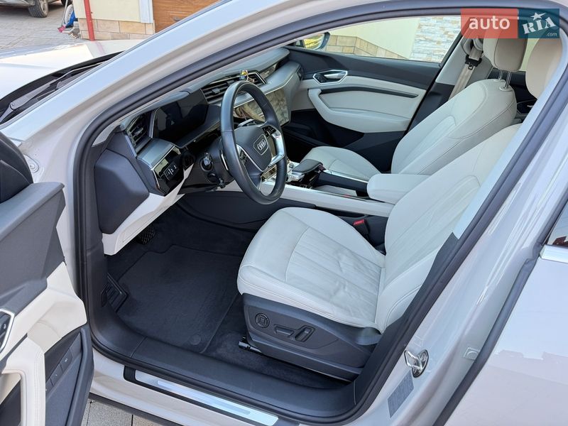 Позашляховик / Кросовер Audi e-tron 2020 в Коломиї