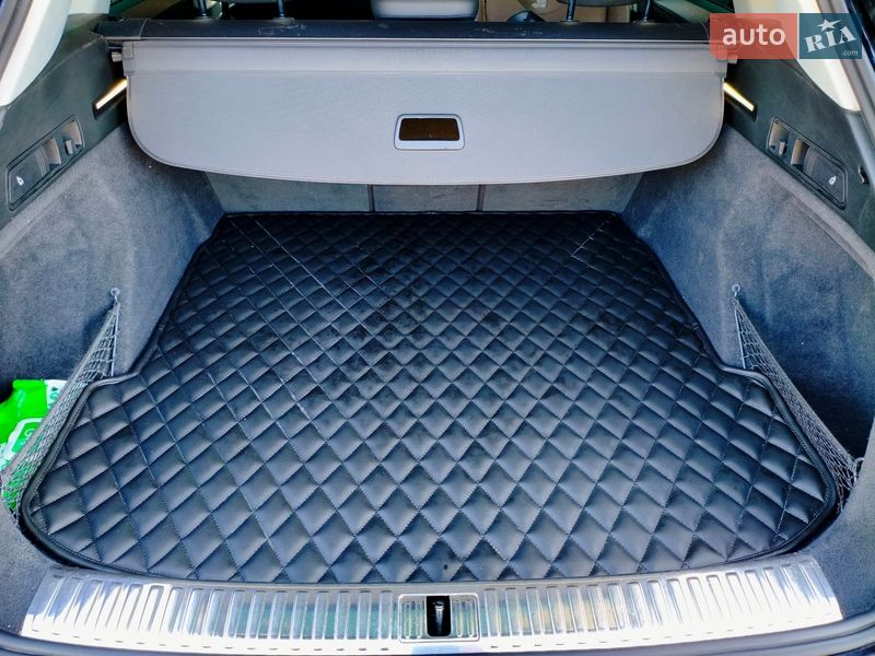 Позашляховик / Кросовер Audi e-tron 2019 в Києві фото 10 Позашляховик / Кросовер Audi e-tron 2019 в Києві