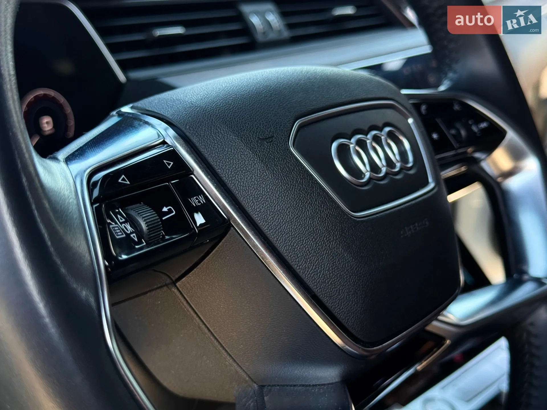 2019 Audi e-tron - мініатюра 25