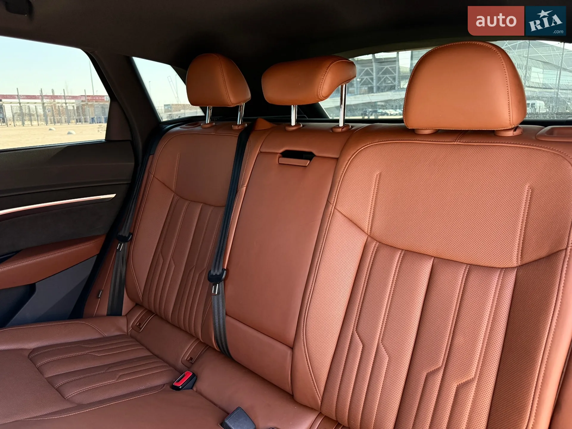 2019 Audi e-tron - мініатюра 36