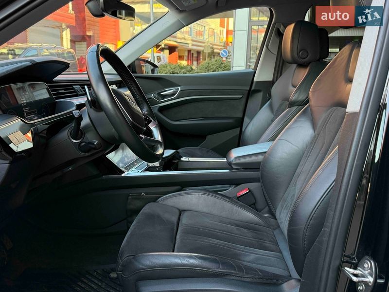 Внедорожник / Кроссовер Audi e-tron 2020 в Львове