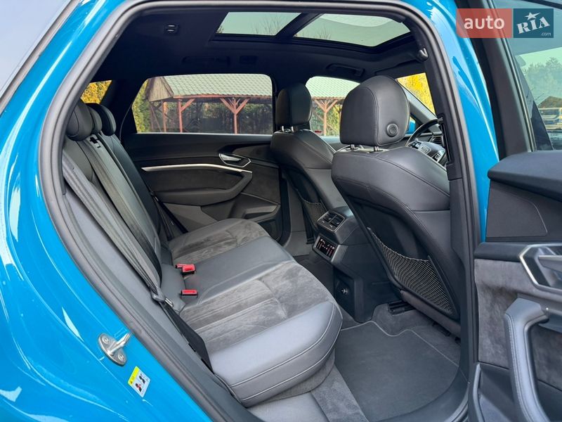 Внедорожник / Кроссовер Audi e-tron 2020 в Львове