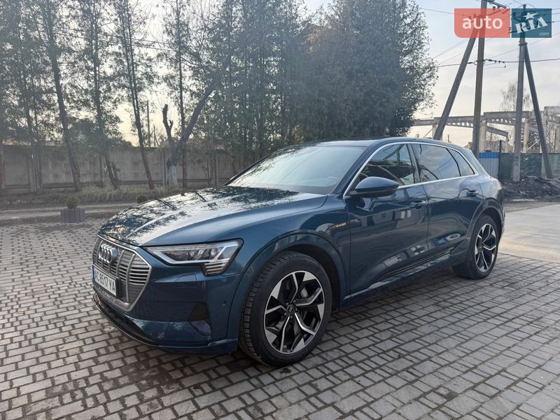 Внедорожник / Кроссовер Audi e-tron 2021 в Луцке
