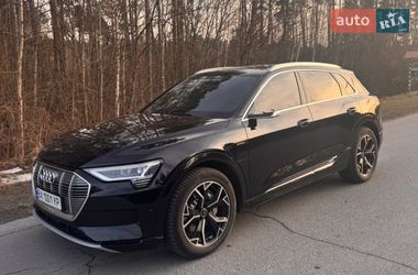 Внедорожник / Кроссовер Audi e-tron 2019 в Полонном