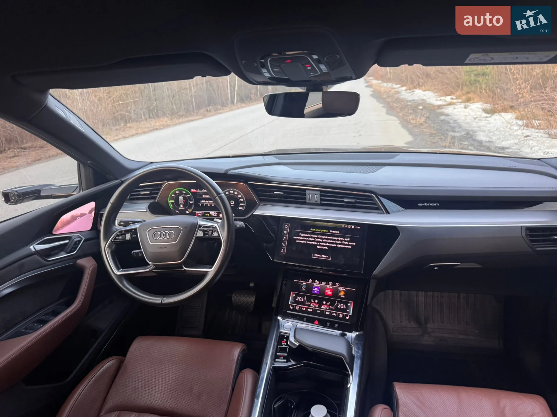 2019 Audi e-tron - мініатюра 16