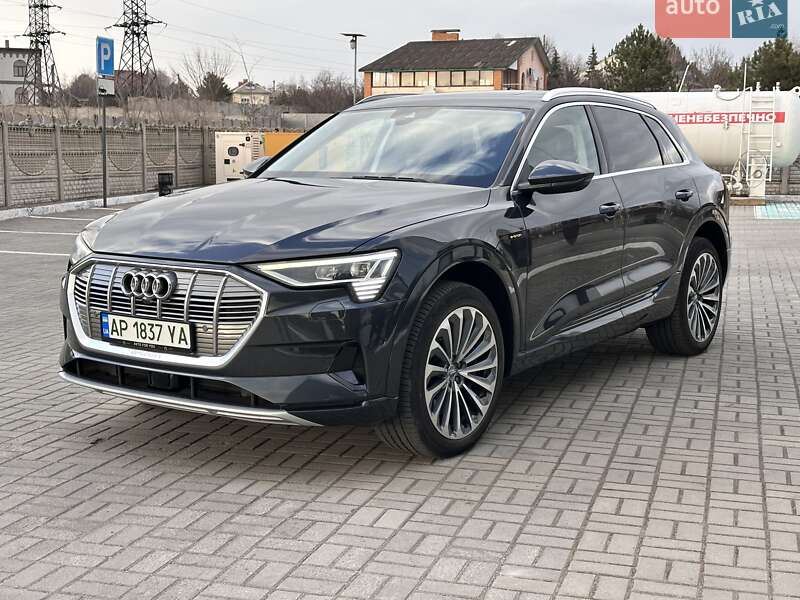 Внедорожник / Кроссовер Audi e-tron 2019 в Запорожье