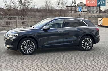 Внедорожник / Кроссовер Audi e-tron 2019 в Запорожье