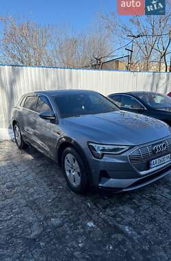 Внедорожник / Кроссовер Audi e-tron 2021 в Днепре