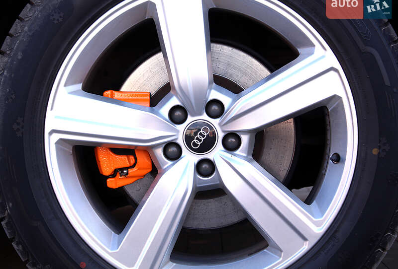 Позашляховик / Кросовер Audi e-tron 2021 в Вінниці