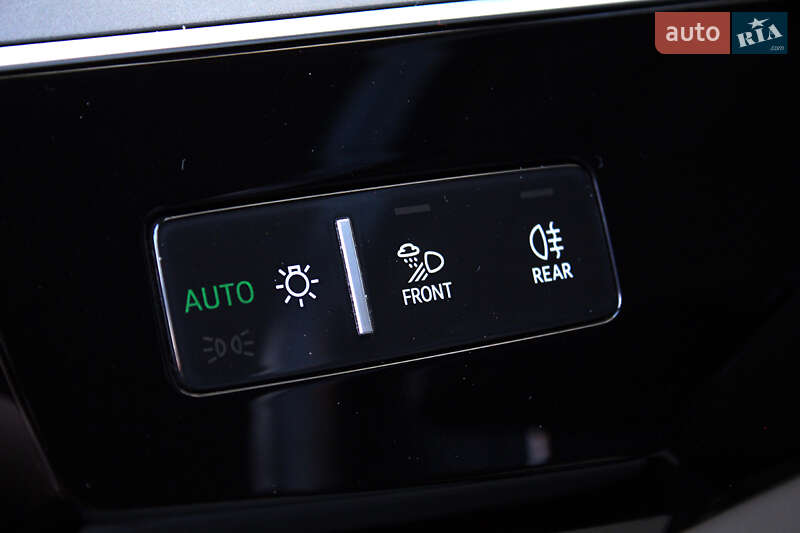 Позашляховик / Кросовер Audi e-tron 2021 в Вінниці