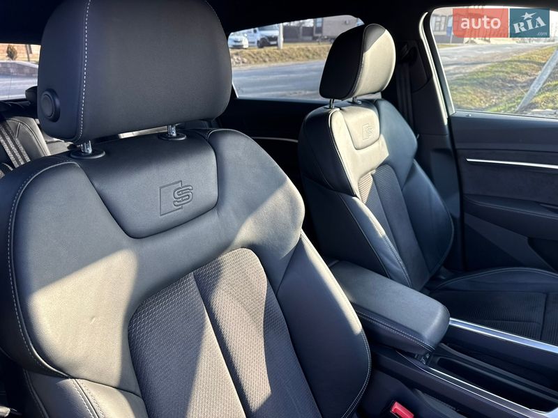 Позашляховик / Кросовер Audi e-tron 2019 в Чернівцях фото 34 Позашляховик / Кросовер Audi e-tron 2019 в Чернівцях