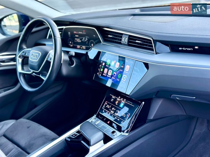 Внедорожник / Кроссовер Audi e-tron 2019 в Киеве фото 48 Внедорожник / Кроссовер Audi e-tron 2019 в Киеве