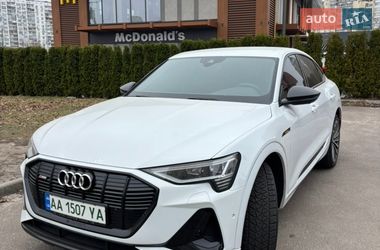 Внедорожник / Кроссовер Audi e-tron 2020 в Киеве