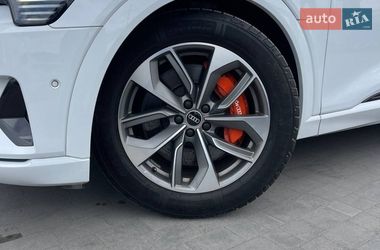 Внедорожник / Кроссовер Audi e-tron 2021 в Львове