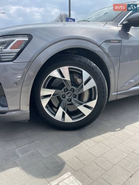 Позашляховик / Кросовер Audi e-tron 2020 в Львові фото 9 Позашляховик / Кросовер Audi e-tron 2020 в Львові