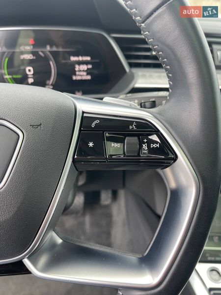Позашляховик / Кросовер Audi e-tron 2020 в Львові фото 25 Позашляховик / Кросовер Audi e-tron 2020 в Львові