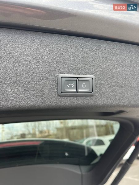 Позашляховик / Кросовер Audi e-tron 2020 в Львові фото 41 Позашляховик / Кросовер Audi e-tron 2020 в Львові