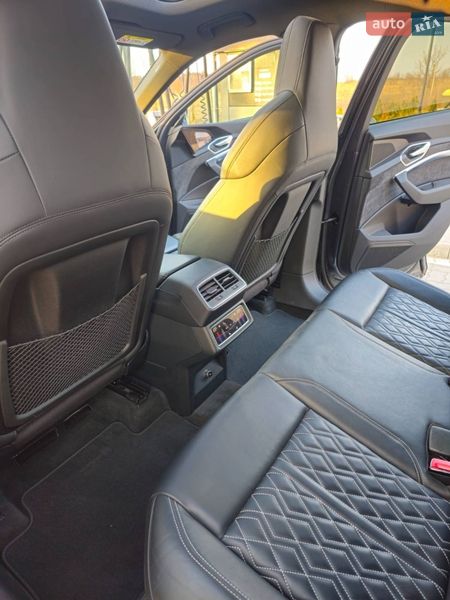 Позашляховик / Кросовер Audi e-tron 2021 в Радехові фото 27 Позашляховик / Кросовер Audi e-tron 2021 в Радехові