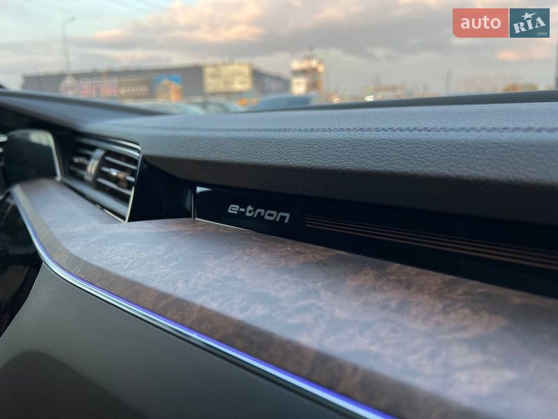 Внедорожник / Кроссовер Audi e-tron 2022 в Львове фото 46 Внедорожник / Кроссовер Audi e-tron 2022 в Львове