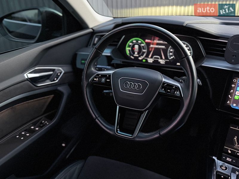 Внедорожник / Кроссовер Audi e-tron 2021 в Ужгороде