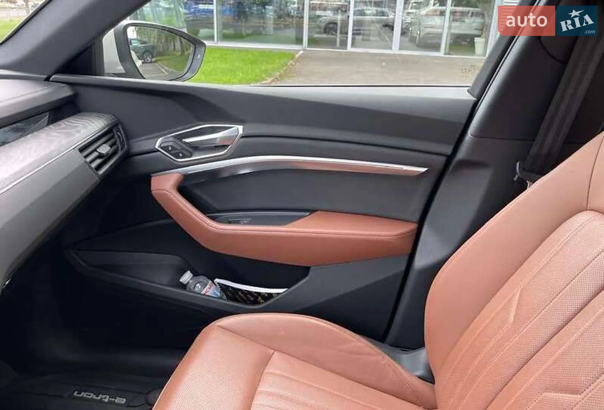2022 Audi e-tron - мініатюра 10