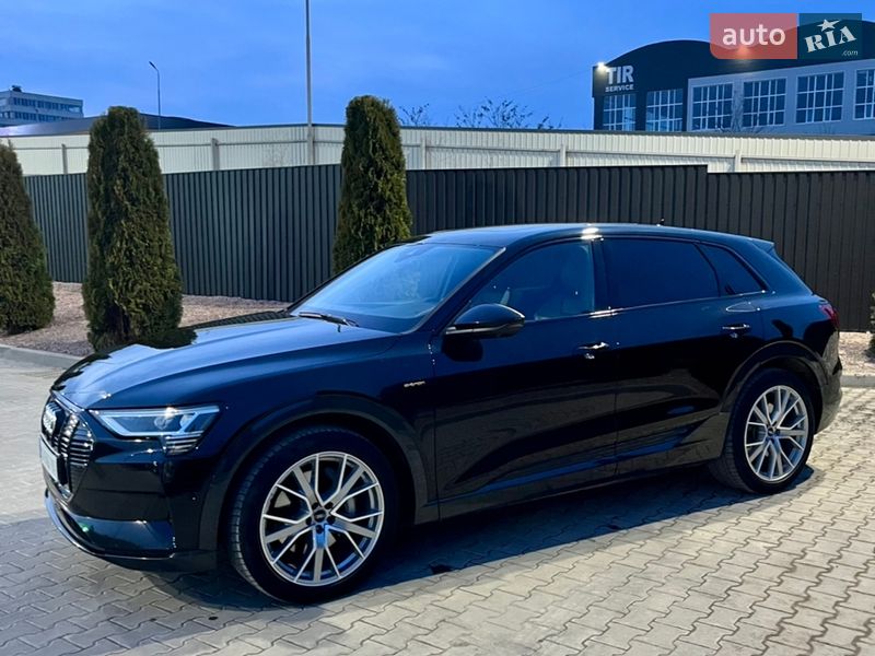 Внедорожник / Кроссовер Audi e-tron 2020 в Тернополе