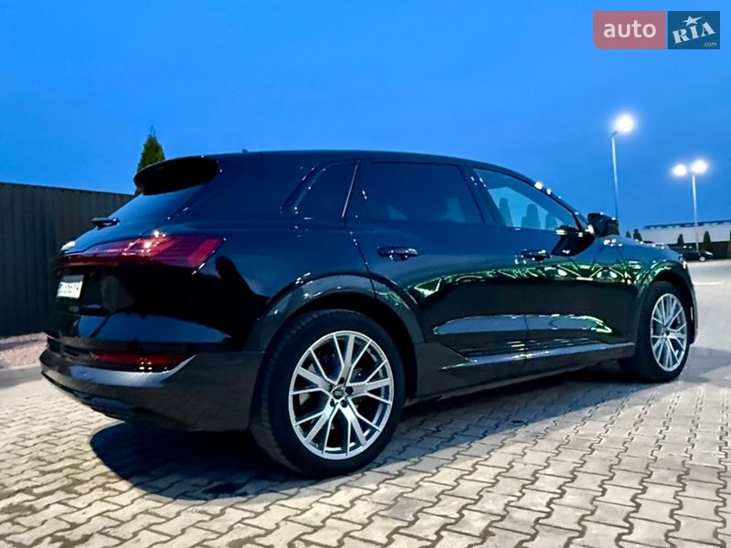 Внедорожник / Кроссовер Audi e-tron 2020 в Тернополе