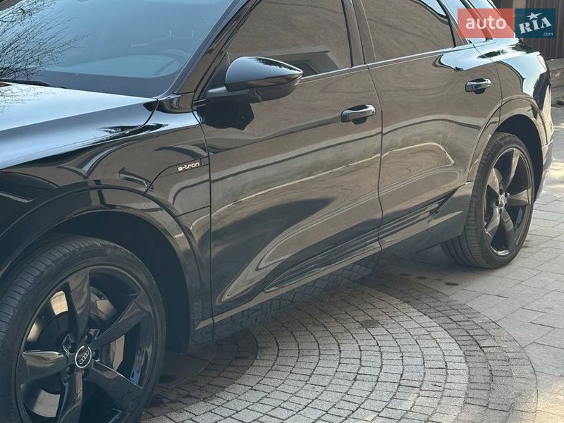 Внедорожник / Кроссовер Audi e-tron 2022 в Самборе фото 2 Внедорожник / Кроссовер Audi e-tron 2022 в Самборе