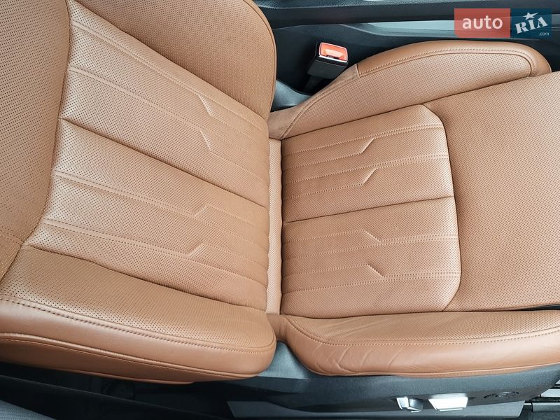 Позашляховик / Кросовер Audi e-tron 2019 в Полтаві