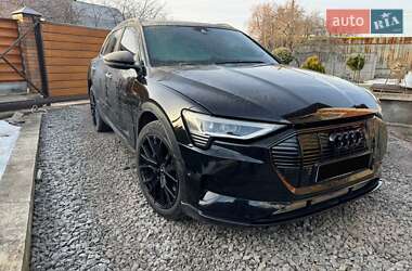 Внедорожник / Кроссовер Audi e-tron 2022 в Виннице