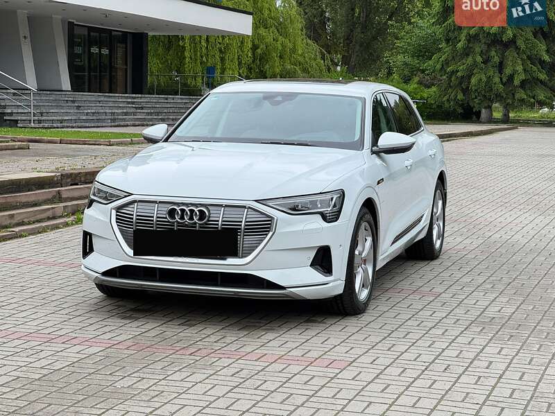 Позашляховик / Кросовер Audi e-tron 2021 в Тернополі фото 2 Позашляховик / Кросовер Audi e-tron 2021 в Тернополі