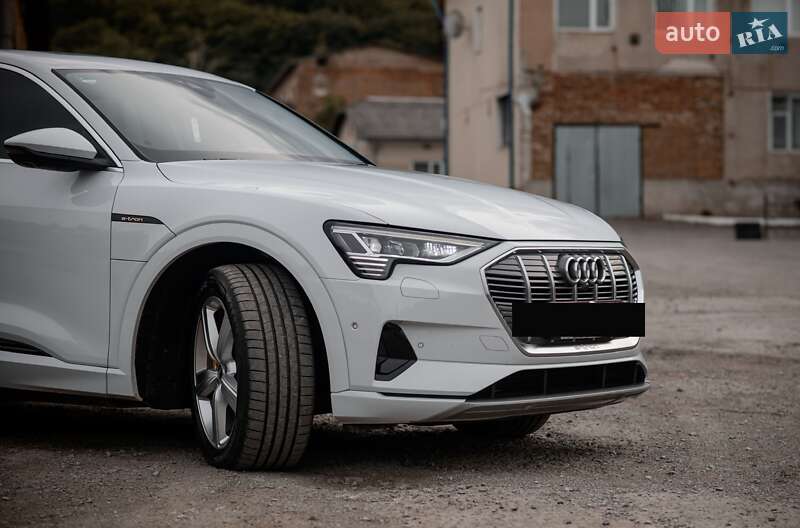 Позашляховик / Кросовер Audi e-tron 2021 в Тернополі фото 50 Позашляховик / Кросовер Audi e-tron 2021 в Тернополі