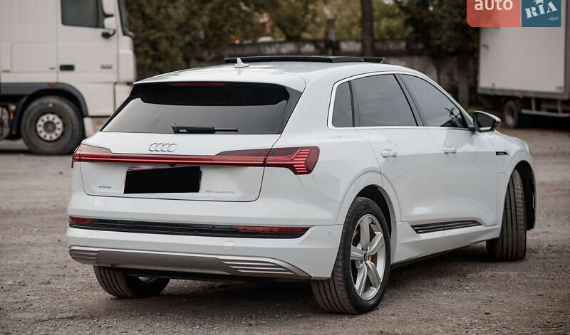 Позашляховик / Кросовер Audi e-tron 2021 в Тернополі фото 18 Позашляховик / Кросовер Audi e-tron 2021 в Тернополі