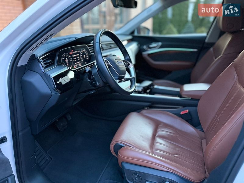 Внедорожник / Кроссовер Audi e-tron 2021 в Виннице фото 11 Внедорожник / Кроссовер Audi e-tron 2021 в Виннице