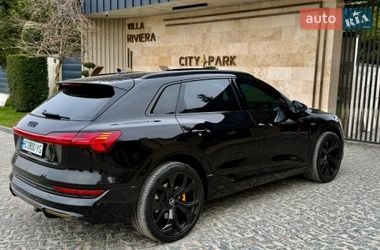 Позашляховик / Кросовер Audi e-tron 2019 в Львові