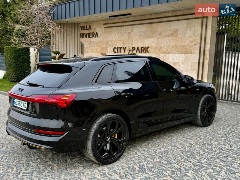 Позашляховик / Кросовер Audi e-tron 2019 в Львові