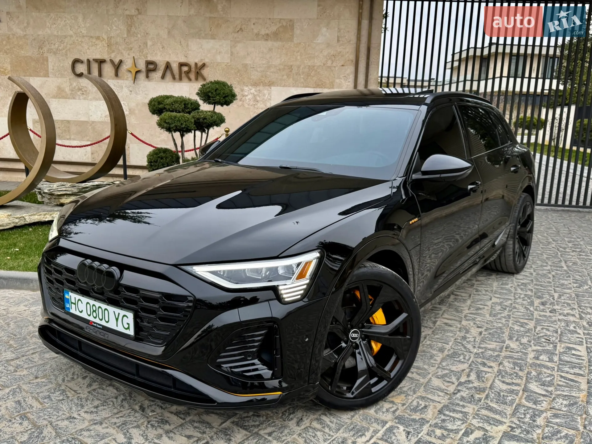 Audi e-tron 2019 VIN WA1LAAGE5KB014477 фото оголошення 29 з 44